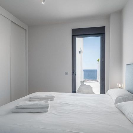 Blue Suite 2389 Sea Views Манилва Екстериор снимка