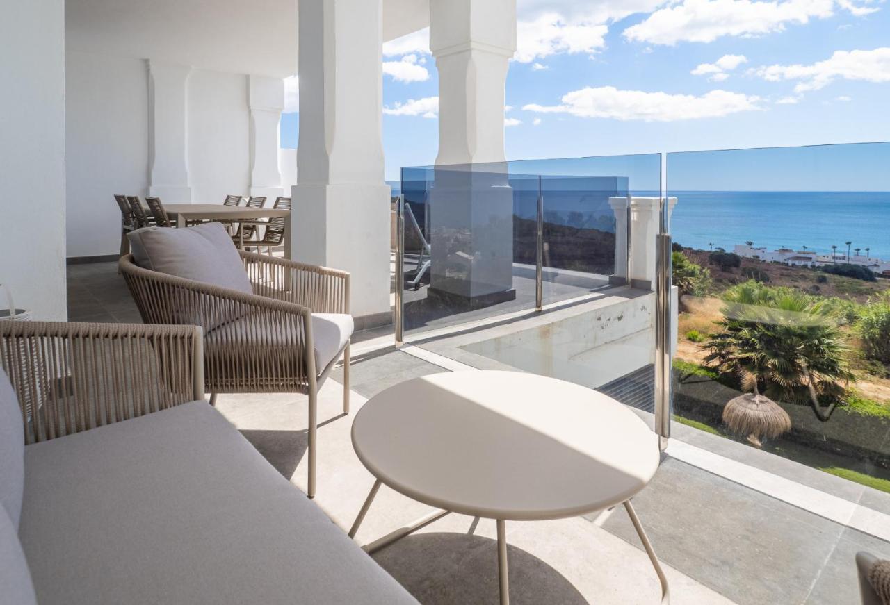 Blue Suite 2389 Sea Views Манилва Екстериор снимка
