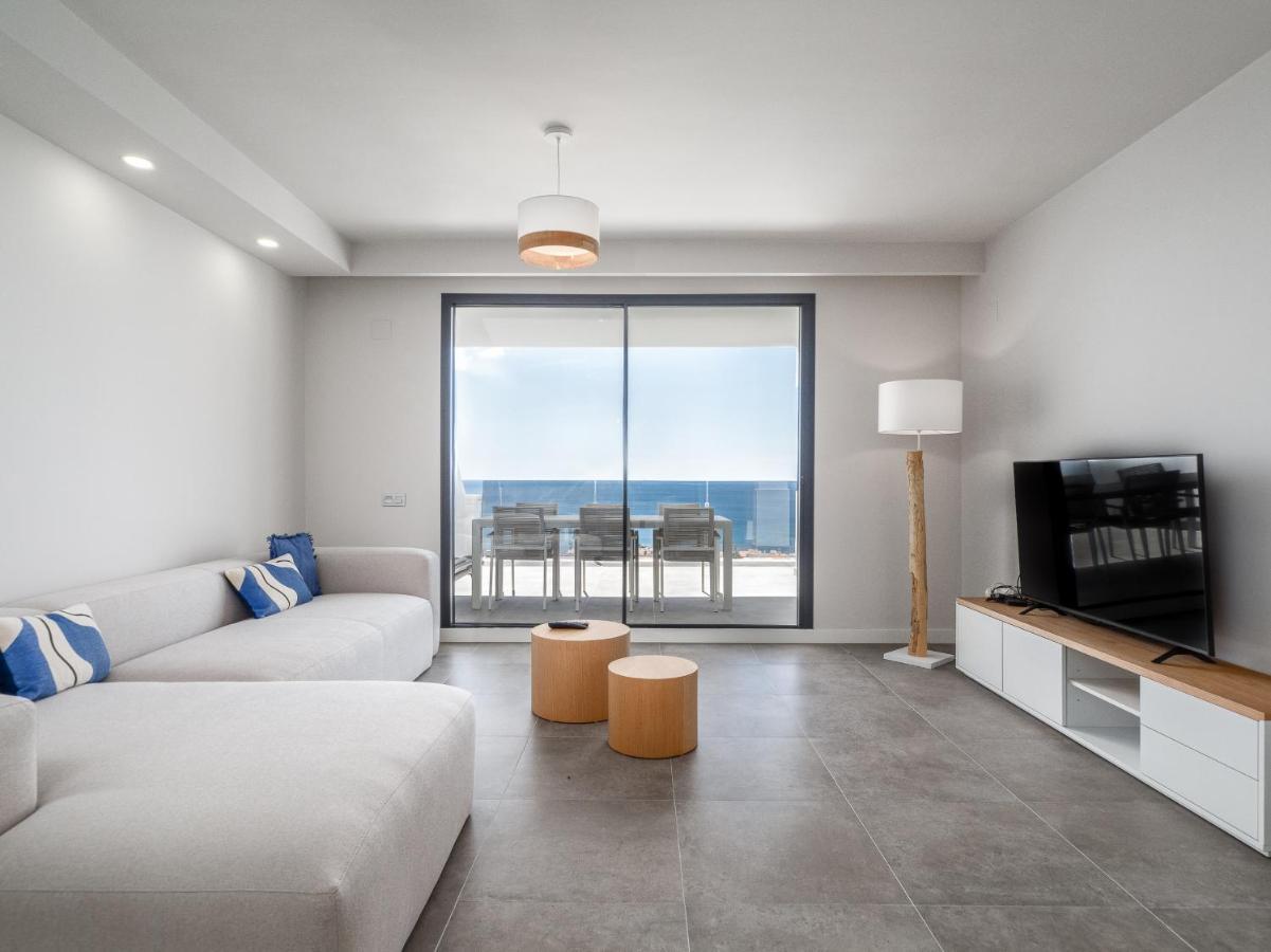 Blue Suite 2389 Sea Views Манилва Екстериор снимка