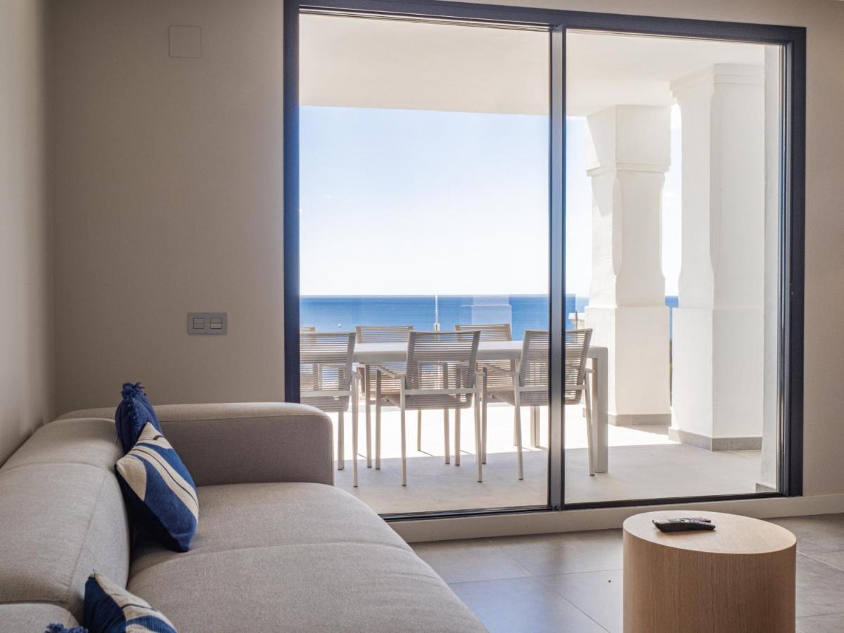Blue Suite 2389 Sea Views Манилва Екстериор снимка