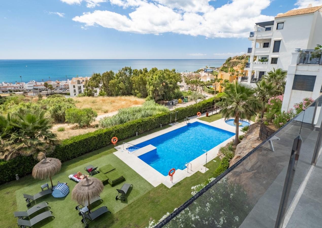 Blue Suite 2389 Sea Views Манилва Екстериор снимка